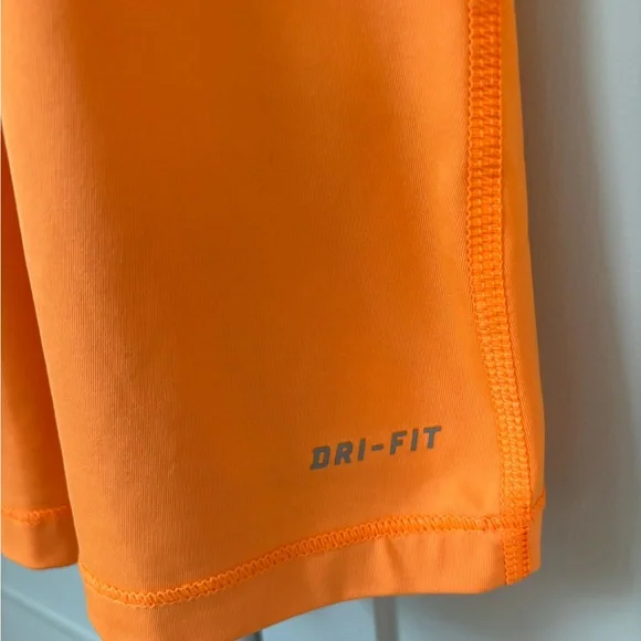 Nike Orange Sleeveless Fitted Tank Top Nike Pro Dri Fit - Picture 5 of 5